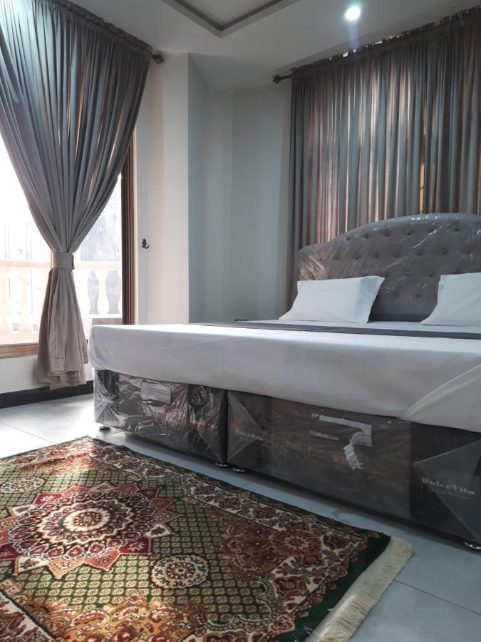 Northern Suites Bahria Town Rawalpindi Ngoại thất bức ảnh