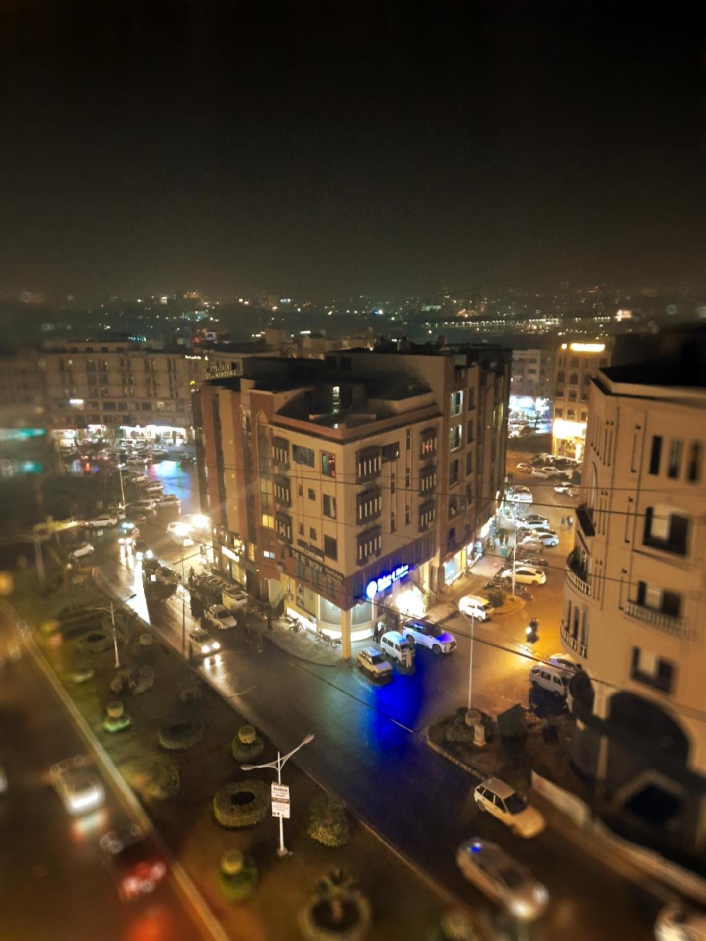 Northern Suites Bahria Town Rawalpindi Phòng bức ảnh