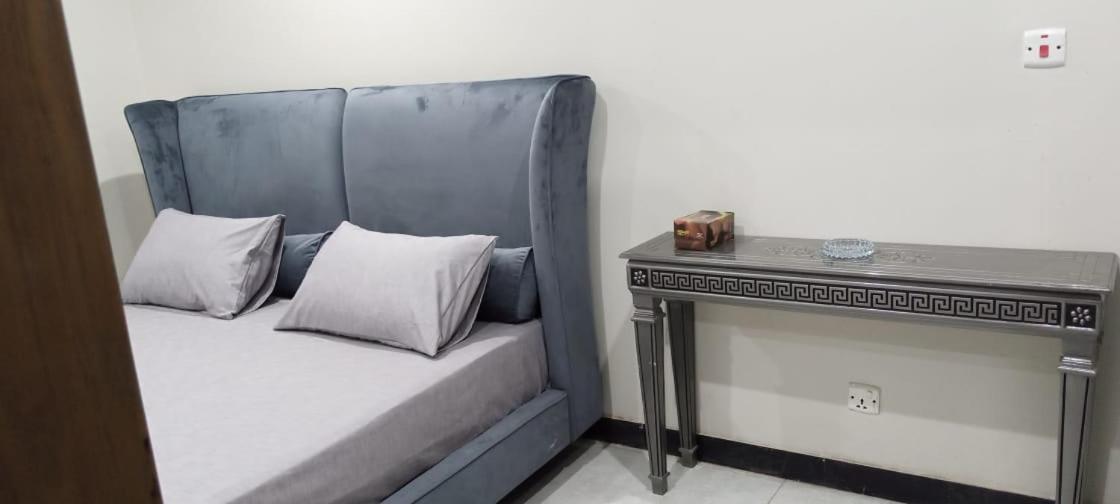 Northern Suites Bahria Town Rawalpindi Ngoại thất bức ảnh