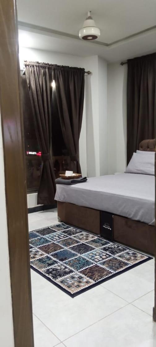 Northern Suites Bahria Town Rawalpindi Ngoại thất bức ảnh